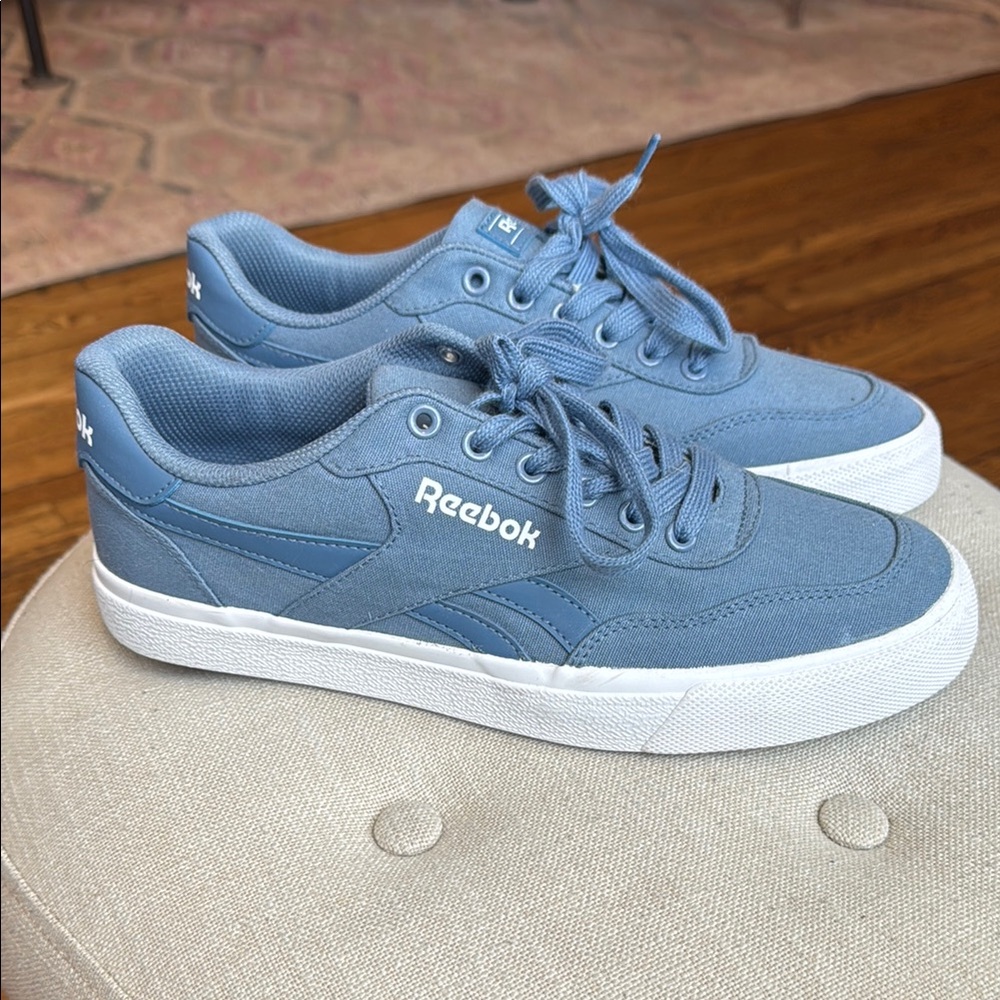 NWT Reebok Classic Court Advance Canvas Low Sneakers Blue / White Men's 9.5